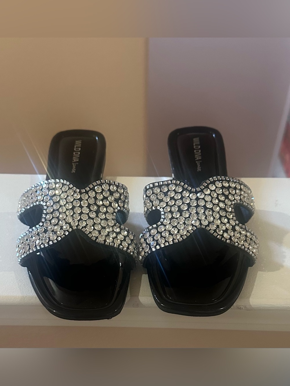 New Women’s Wild Diva Lounge Black Embellished Rhinestone Slip On Sandals Glam 9